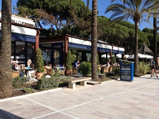 Cappucino Grand Cafe